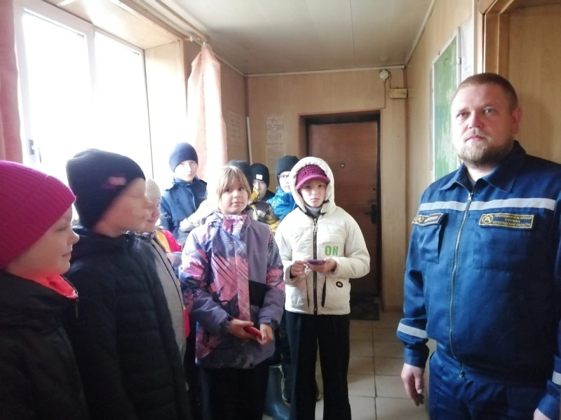 Знакомство с профессией "Пожарный".