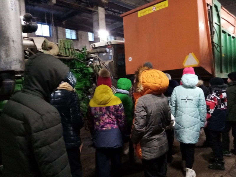 Экскурсия в мастерские СПК Колхоз "Коминтерн-2".