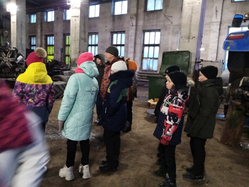 Экскурсия в мастерские СПК Колхоз "Коминтерн-2".